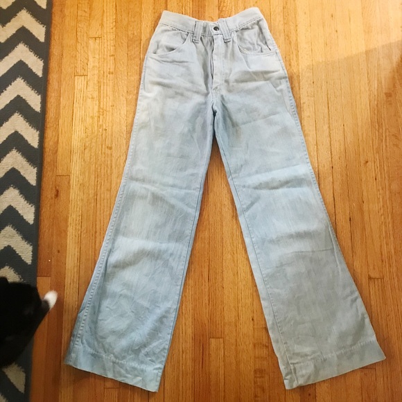 Vintage wide leg jeans with embroidered pockets - Picture 1 of 5